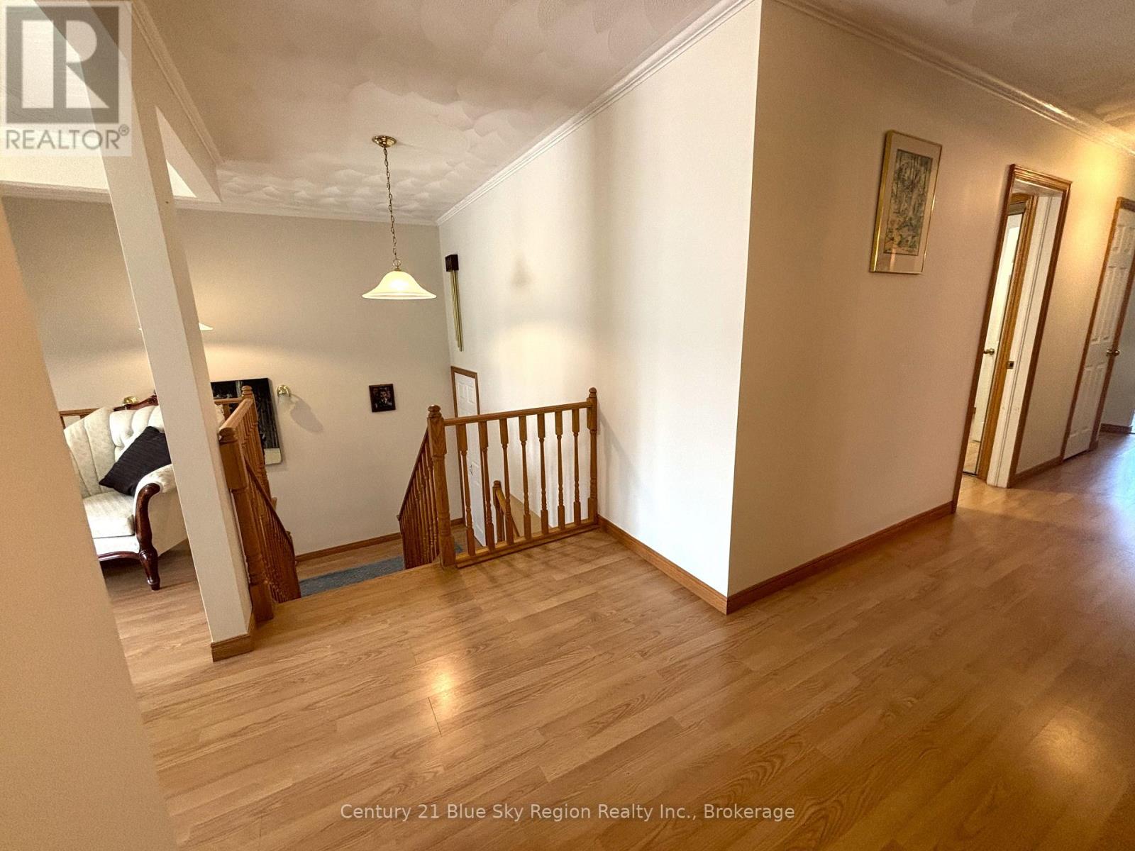 877 O'BRIEN STREET - Image 4