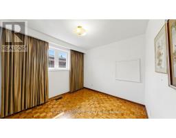 Bedroom 3 - 20 Torrens Avenue, Toronto, ON M4K2H8 Photo 16