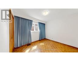 Kitchen - 20 Torrens Avenue, Toronto, ON M4K2H8 Photo 9