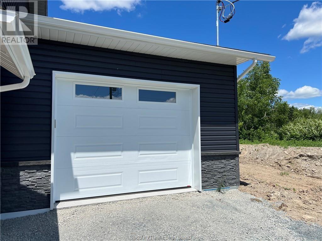 6 Parkview Street - Image 3