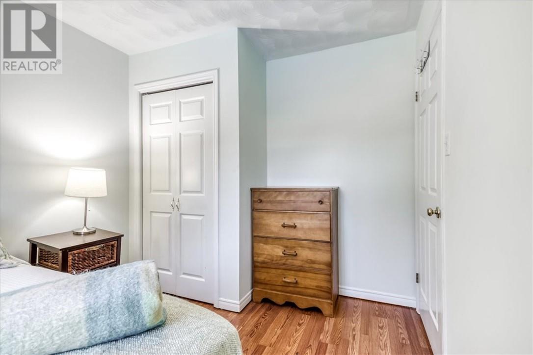 26 Monique Crescent - Image 32