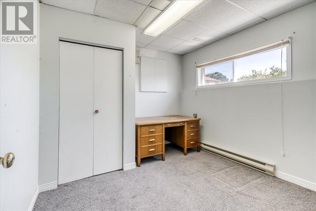 26 Monique Crescent - Image 36