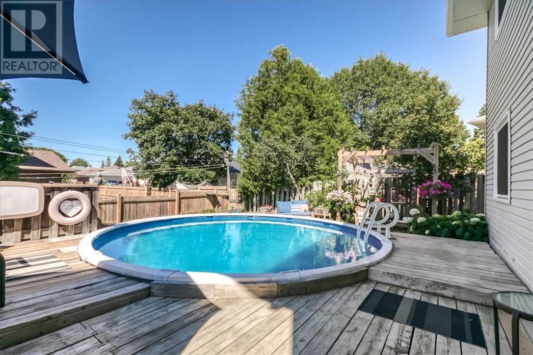 26 Monique Crescent - Image 8
