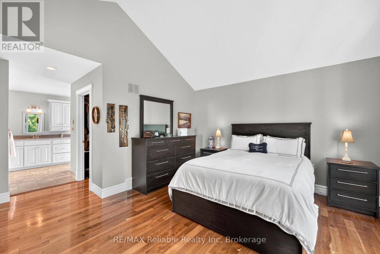 54 VICTORIA STREET - Image 30