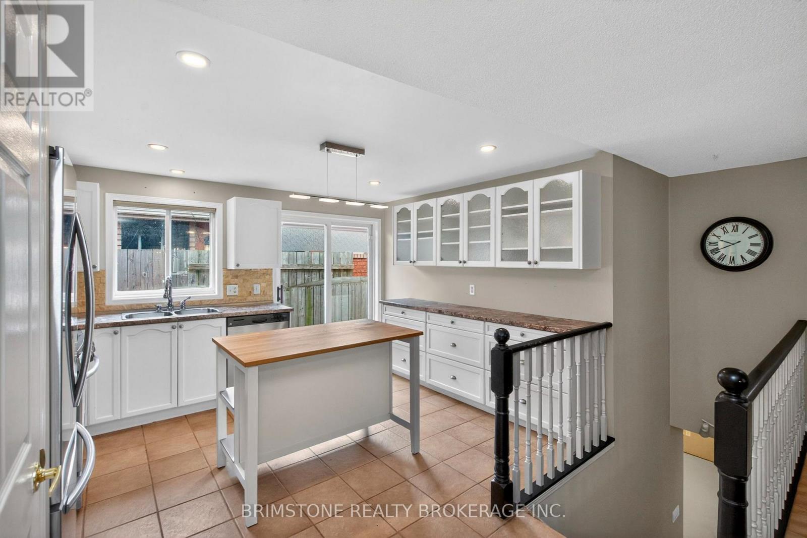 9 HOLLY MEADOW ROAD - 3