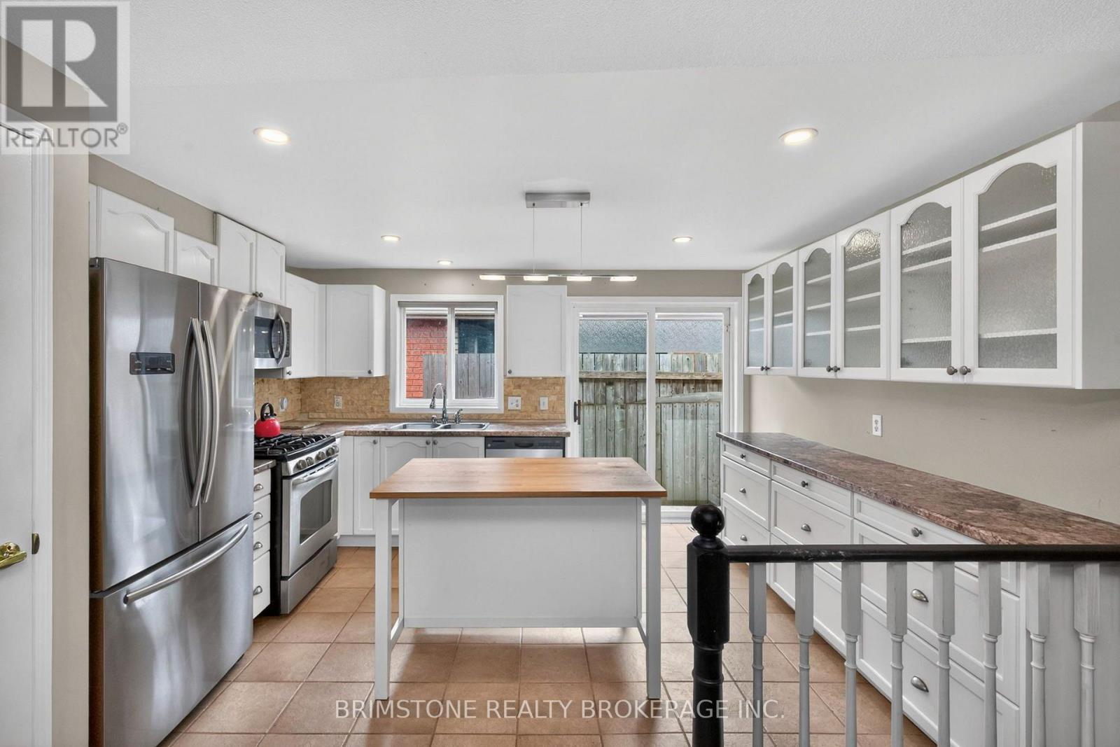 9 HOLLY MEADOW ROAD - 4