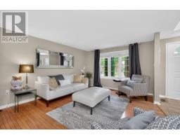 Laundry room - 9 Holly Meadow Road, Barrie, ON L4N8S1 Photo 10