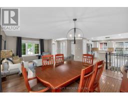 Family room - 9 Holly Meadow Road, Barrie, ON L4N8S1 Photo 9