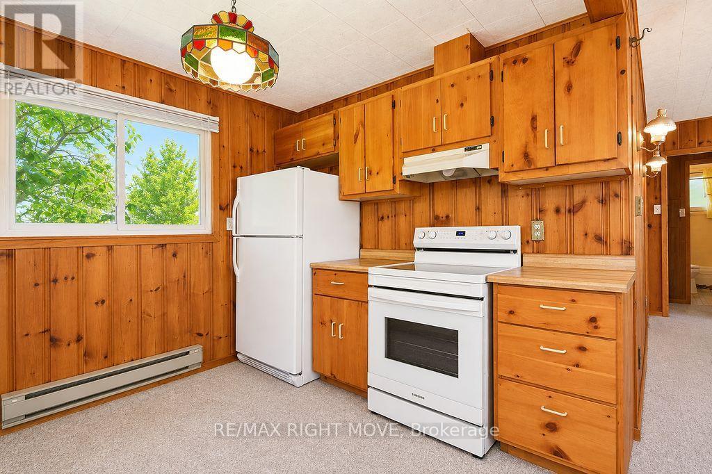 1525 CUNNINGHAM CRESCENT - 6