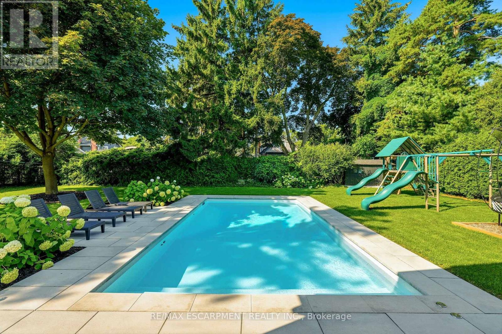 940 GORTON AVENUE - 44