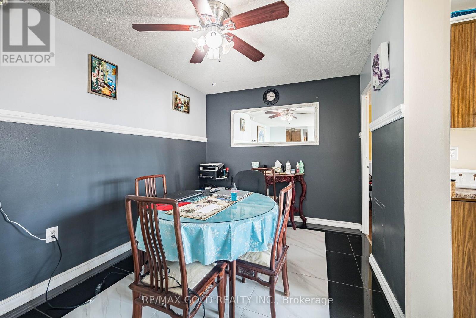 #407 21 KNIGHTSBRIDGE ROAD - Image 20