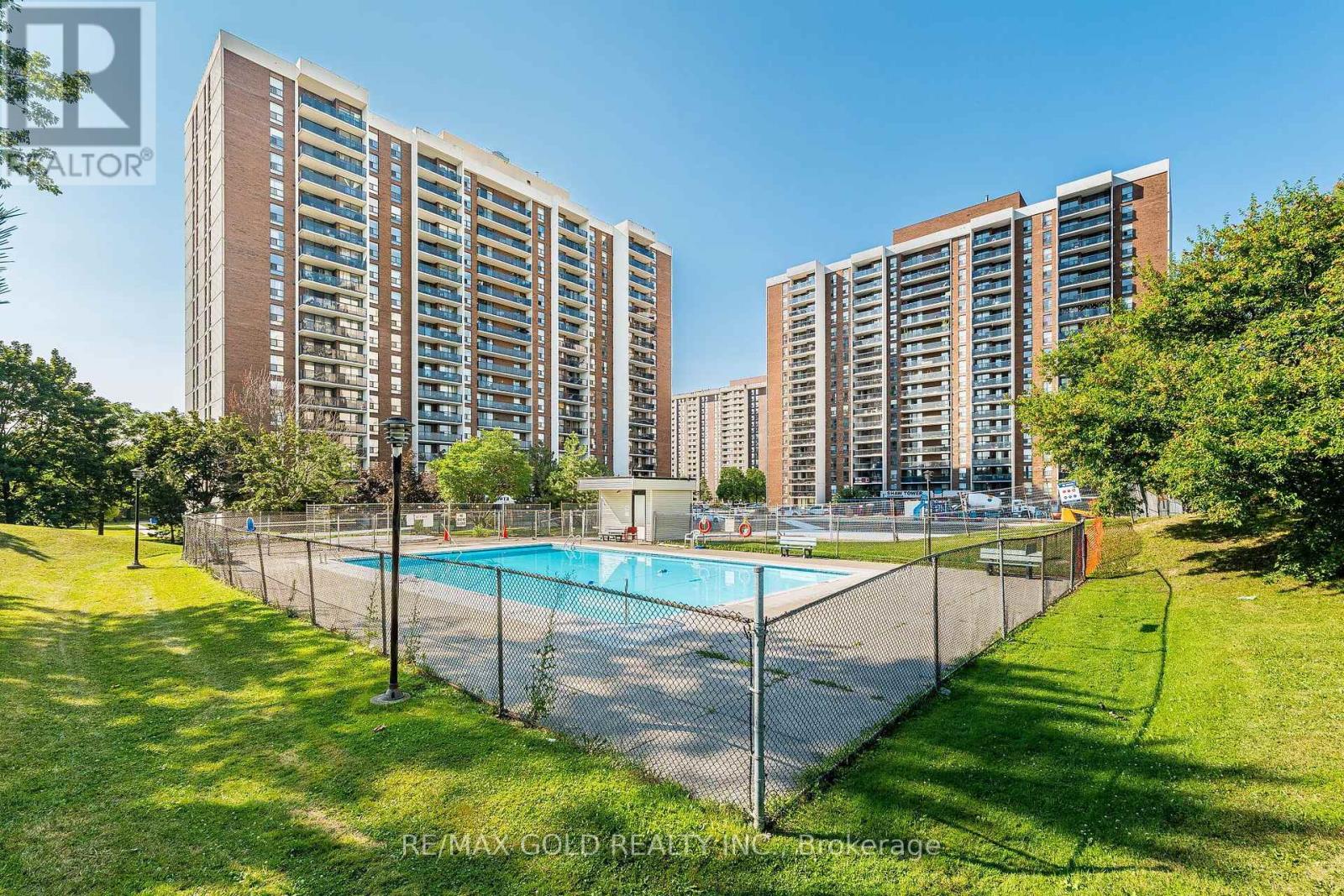 #407 21 KNIGHTSBRIDGE ROAD - Image 48