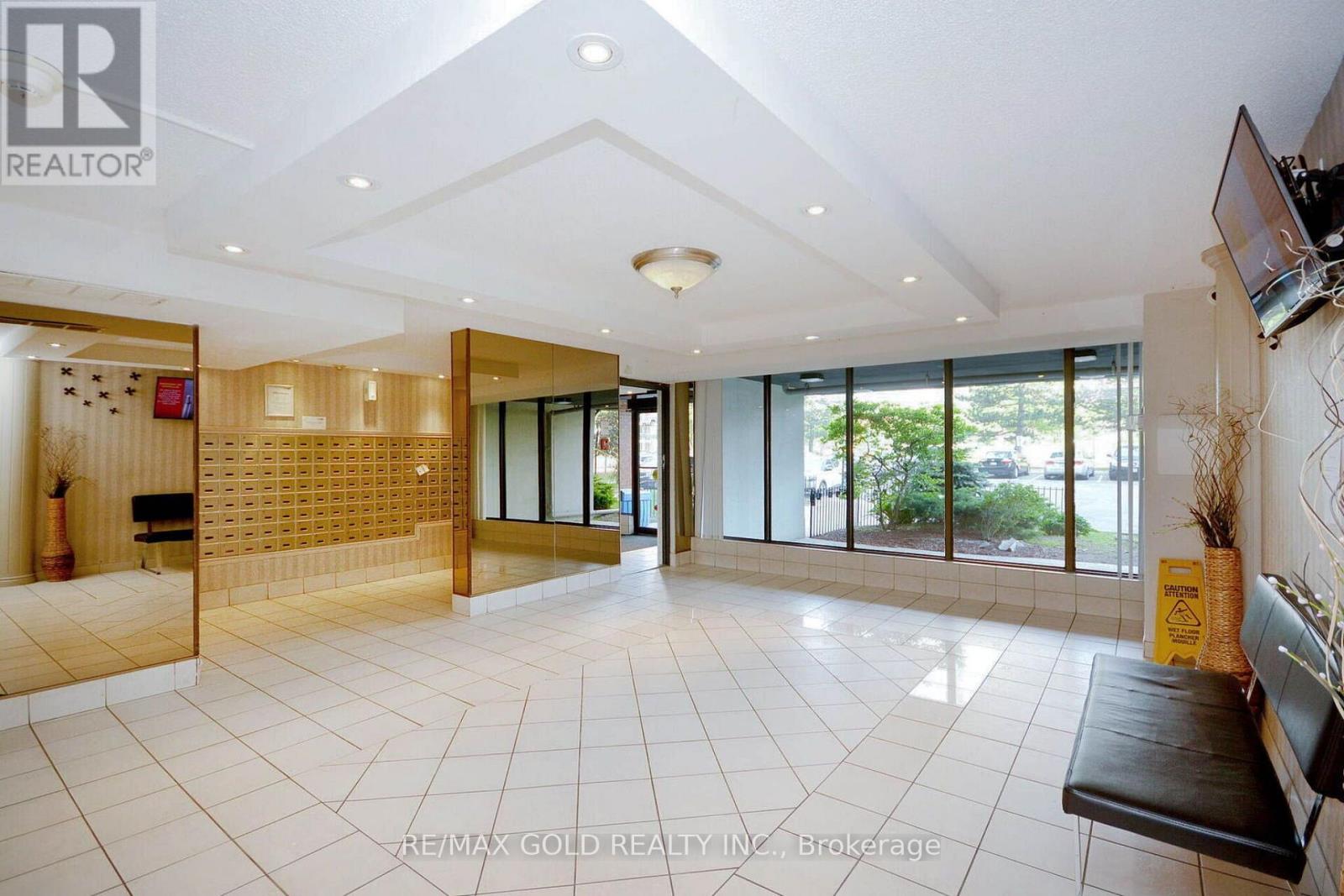 #407 21 KNIGHTSBRIDGE ROAD - Image 5