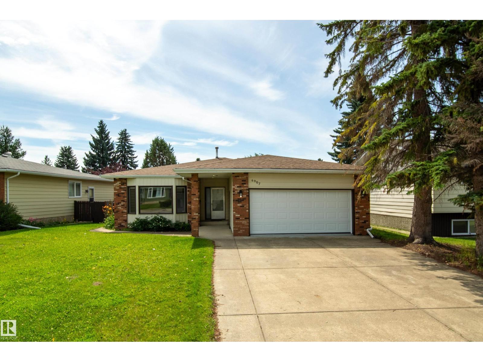6907 19 AV NW - 1