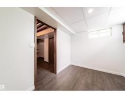 6907 19 Av Nw, Edmonton, AB T6K2G7 Photo 54