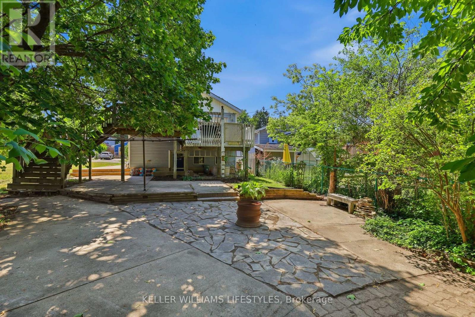 118 EMERY STREET W - Image 26