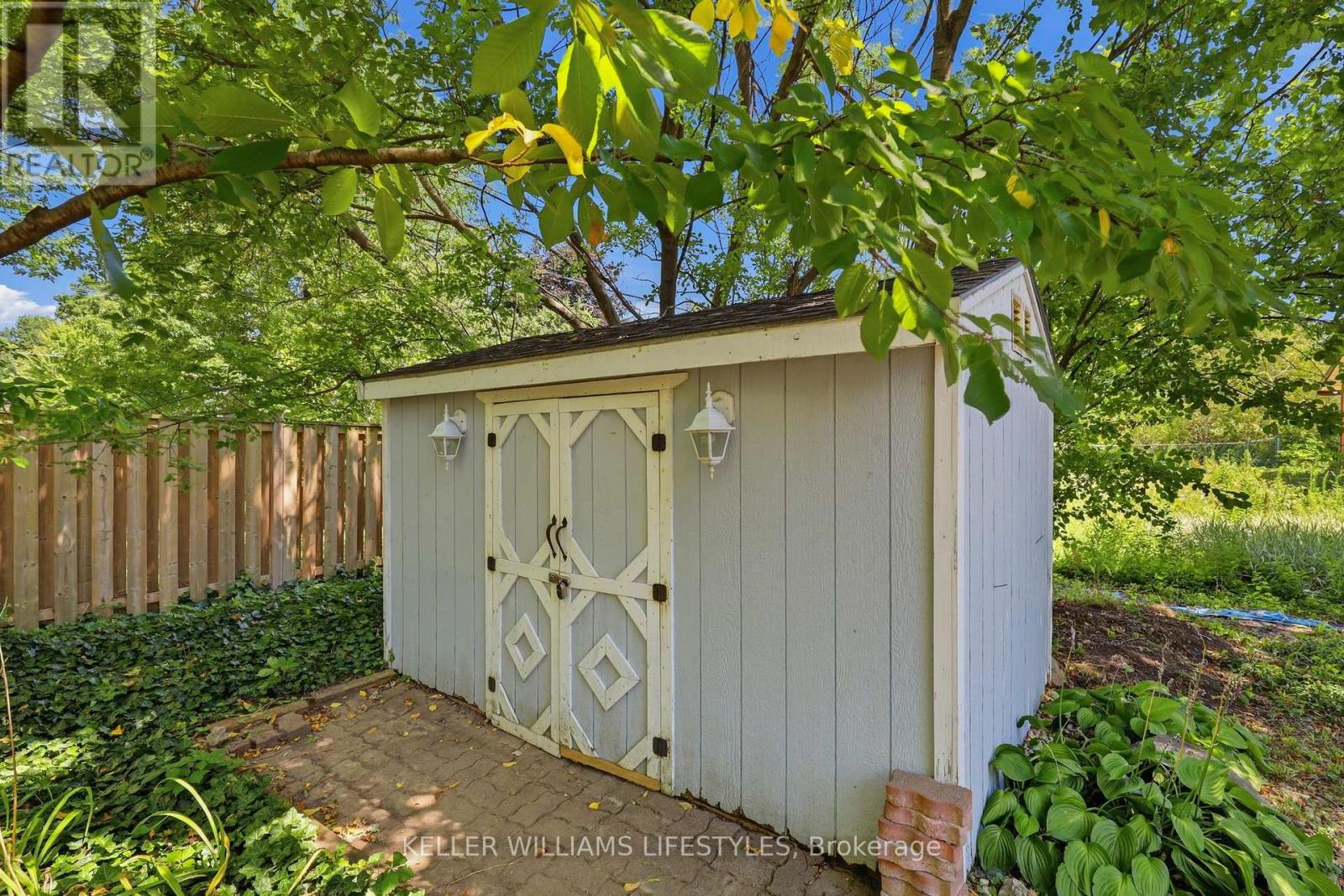 118 EMERY STREET W - Image 27