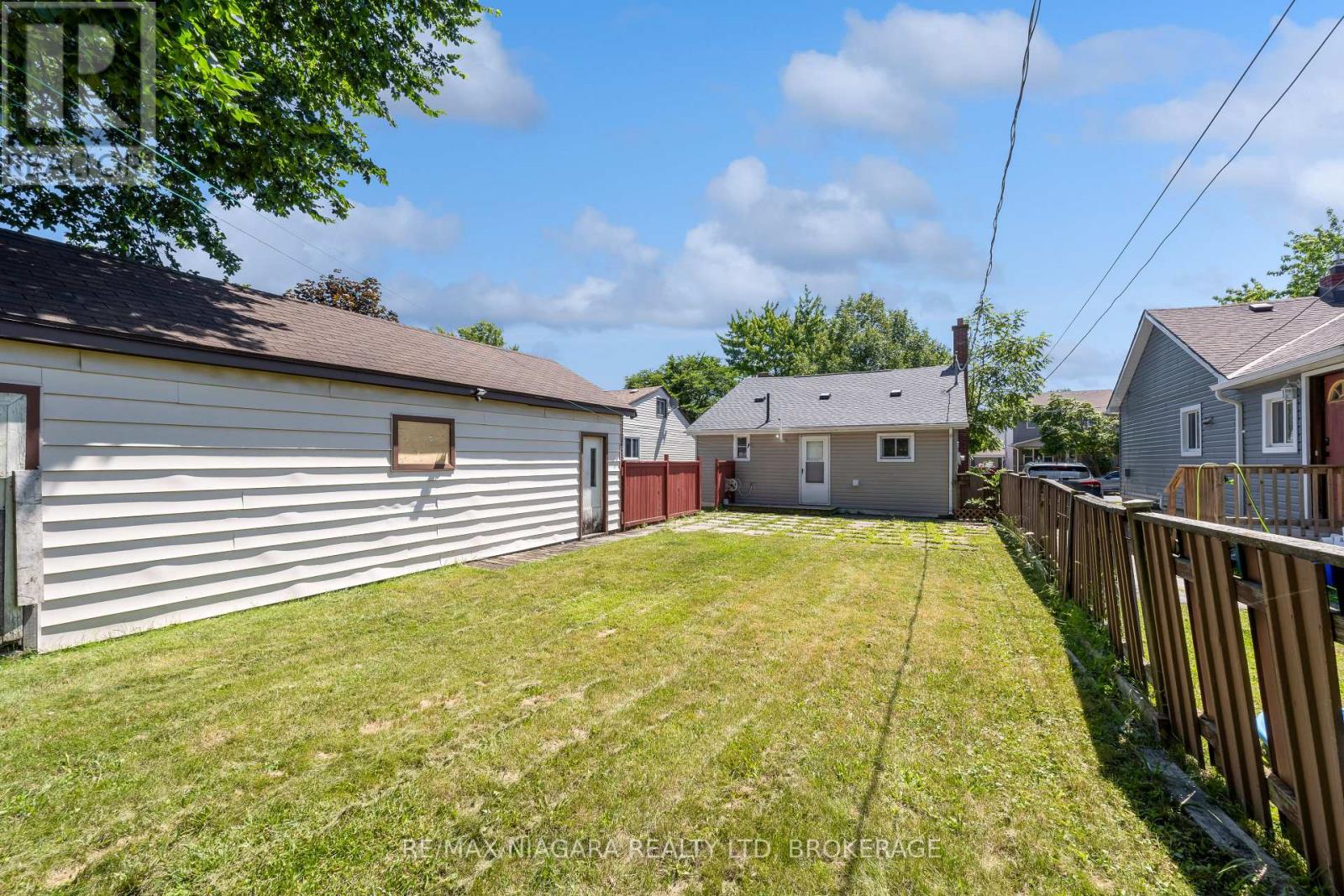 394 SIMPSON AVENUE - Image 20