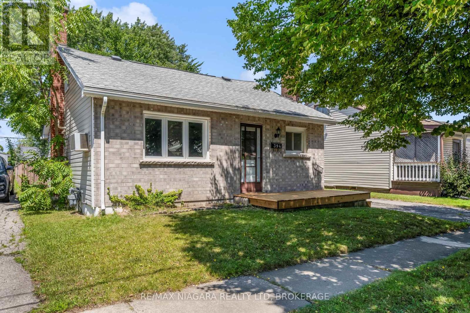 394 SIMPSON AVENUE - 3