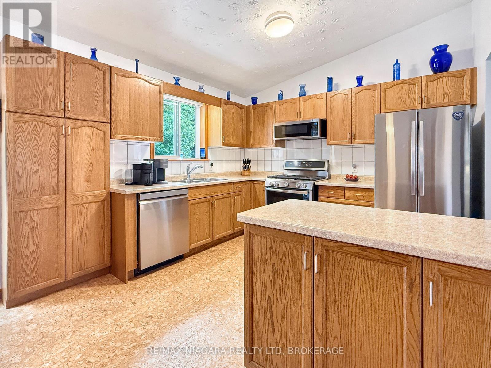 3230 BETHUNE AVENUE - Image 11