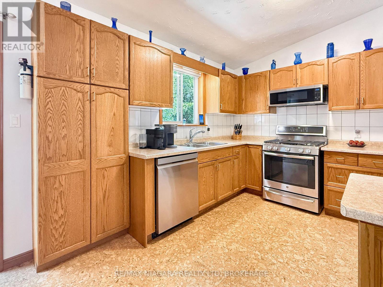 3230 BETHUNE AVENUE - Image 13