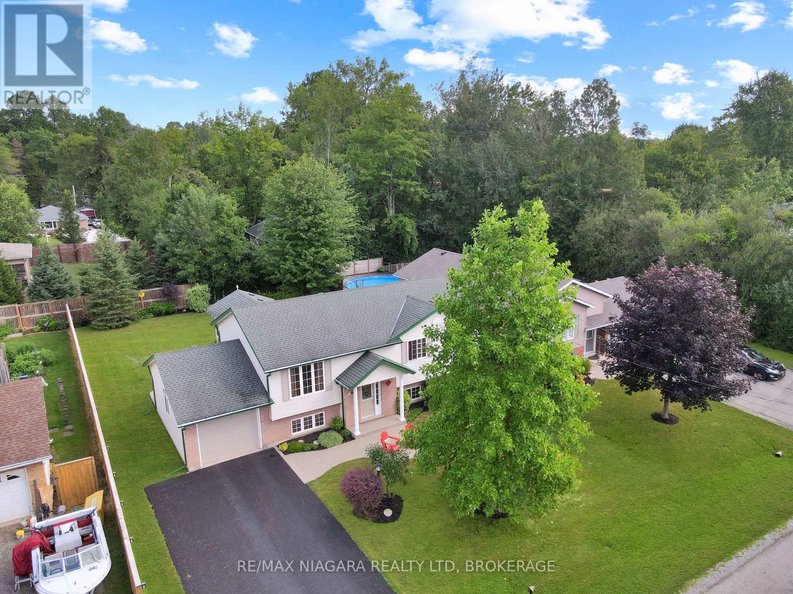 3230 BETHUNE AVENUE - Image 35