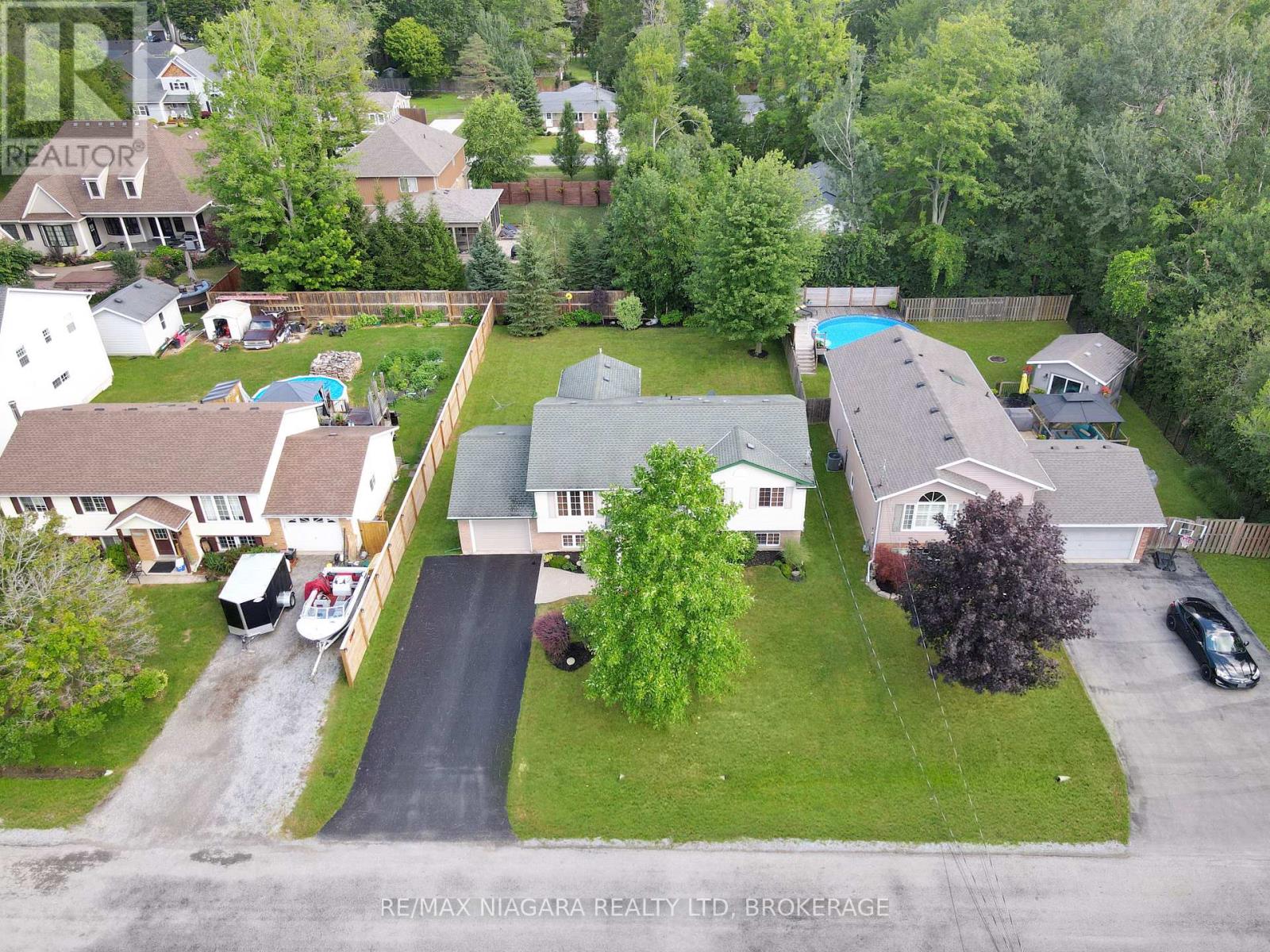 3230 BETHUNE AVENUE - Image 36