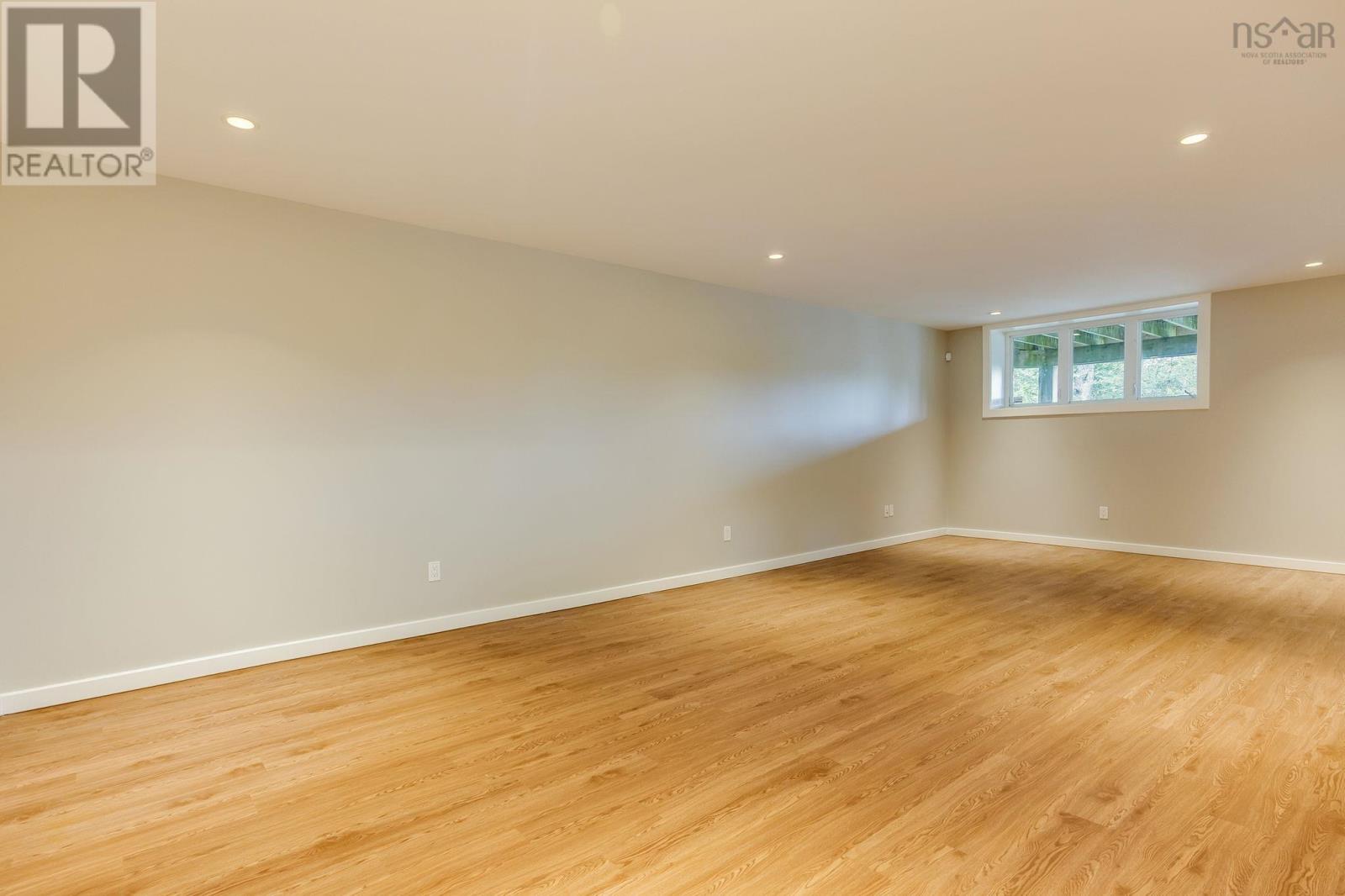 12991 Peggys Cove Road - 32