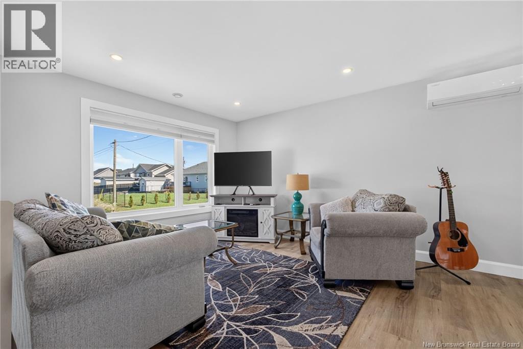 303 Chatellerault Street - 11