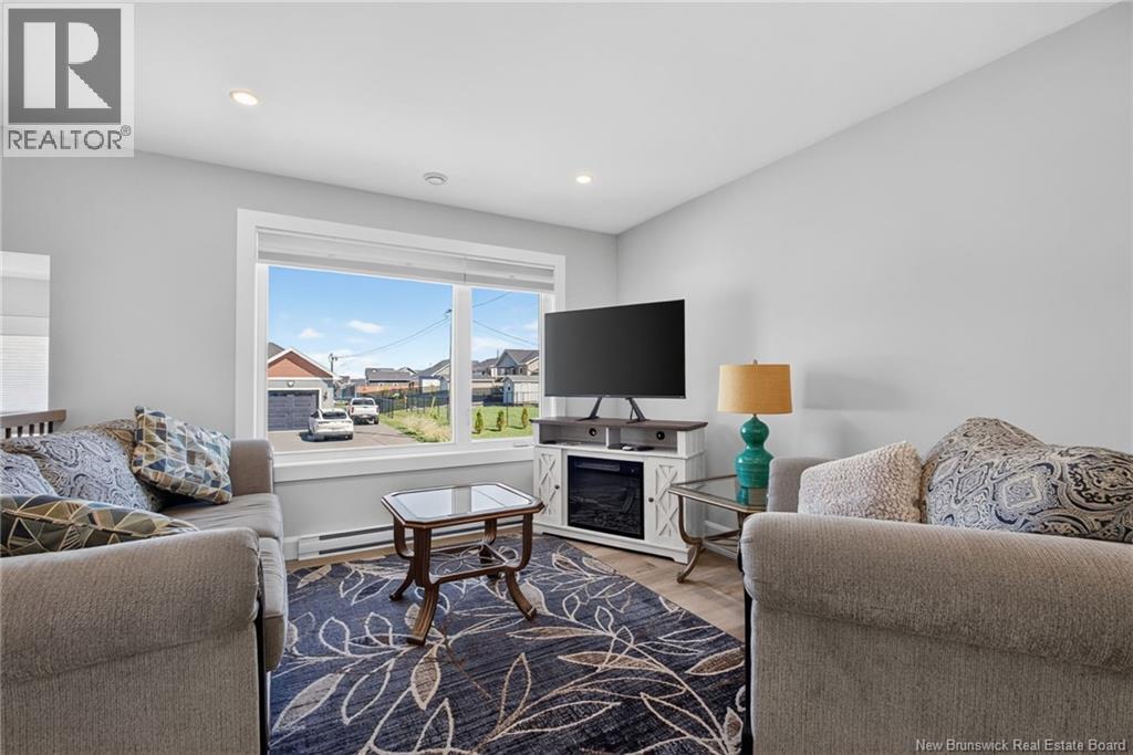 303 Chatellerault Street - 9