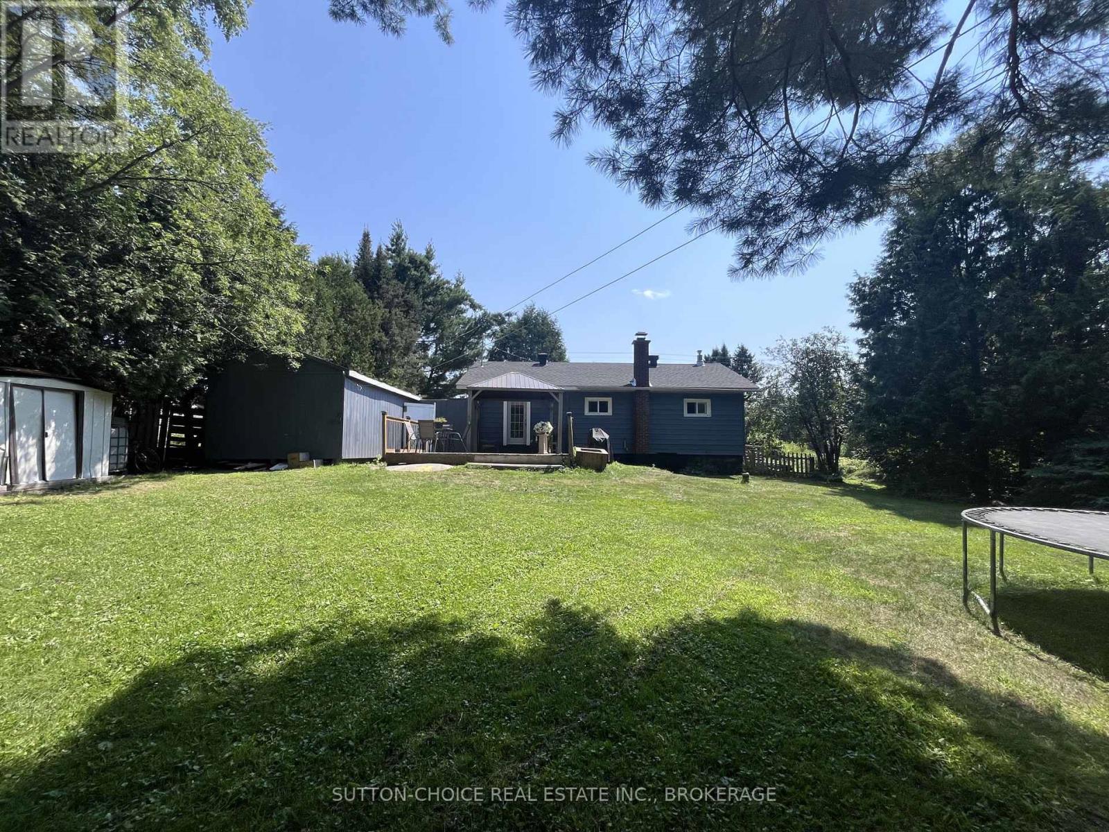 594 DERLAND ROAD - 31