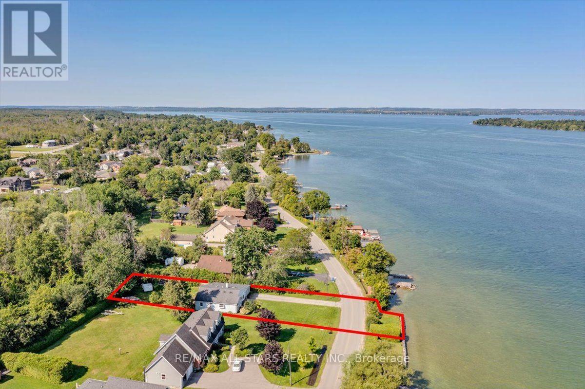 35 LAKE DRIVE E - 22