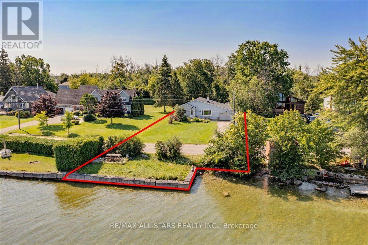 35 LAKE DRIVE E - 25