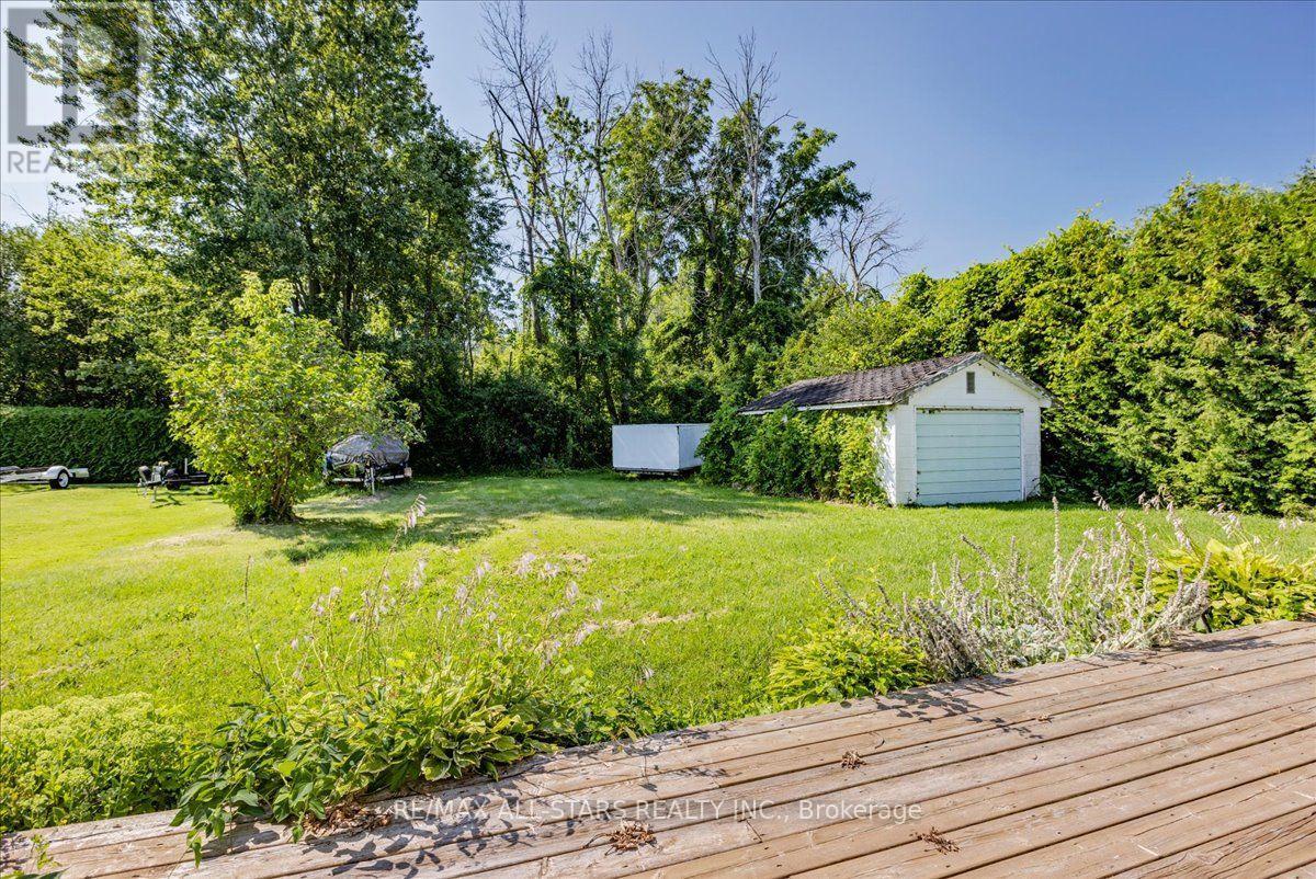 35 LAKE DRIVE E - 28