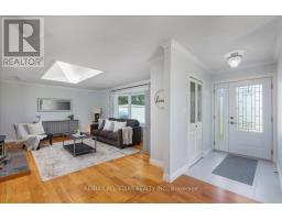 35 Lake Drive E, Georgina, ON L4P3E9 Photo 11