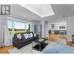 35 Lake Drive E, Georgina, ON L4P3E9 Photo 14