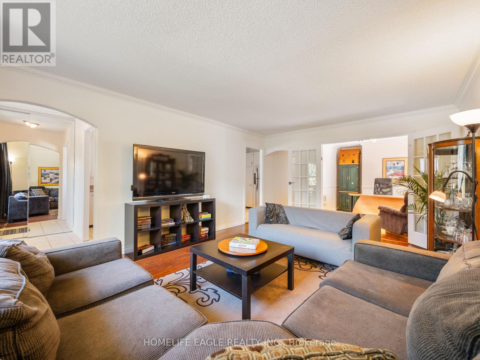 751 GREENFIELD CRESCENT - 5