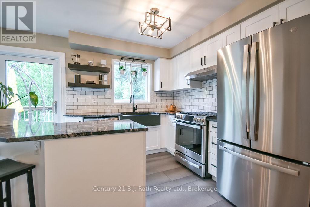 1117 CORRIE STREET - 12