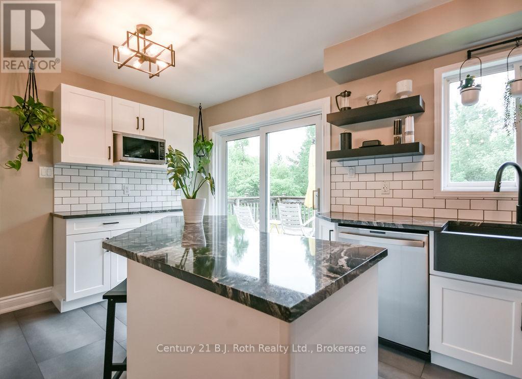 1117 CORRIE STREET - Image 13