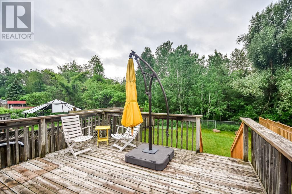 1117 CORRIE STREET - Image 40
