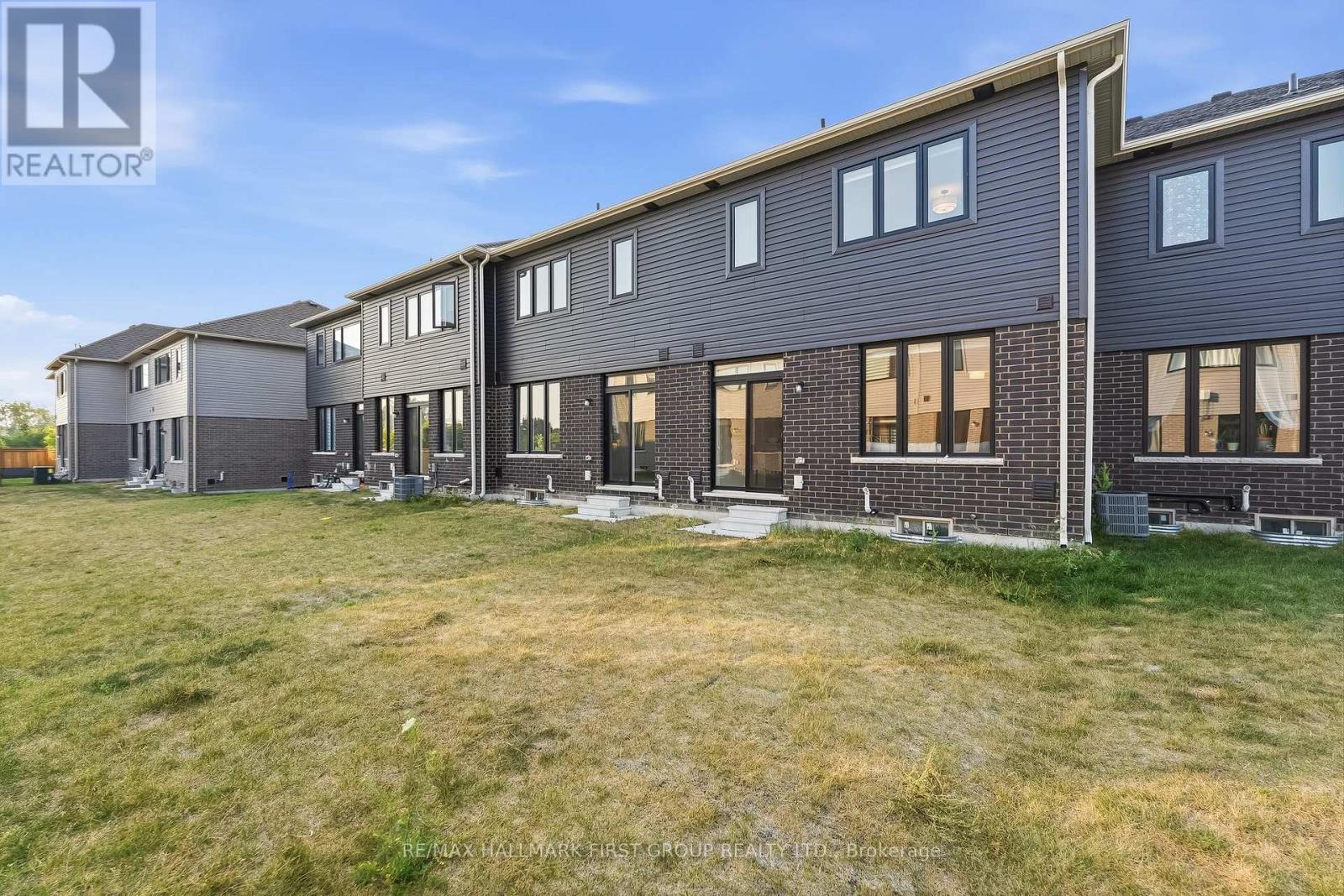 46 HICKEY LANE - 17