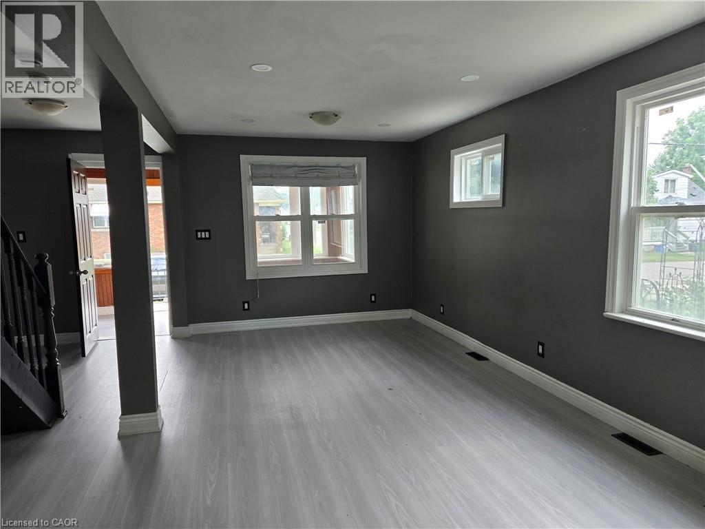 6269 FRANKLIN Avenue - Image 4