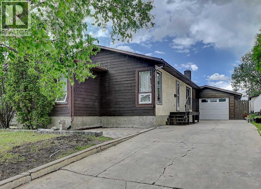 12136 94a street - 1