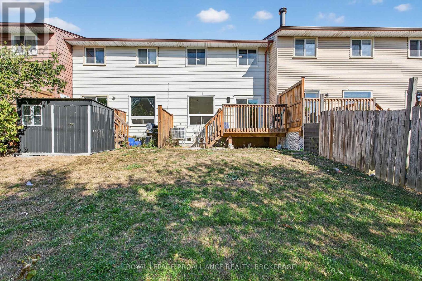 957 OAKVIEW AVENUE - Image 30