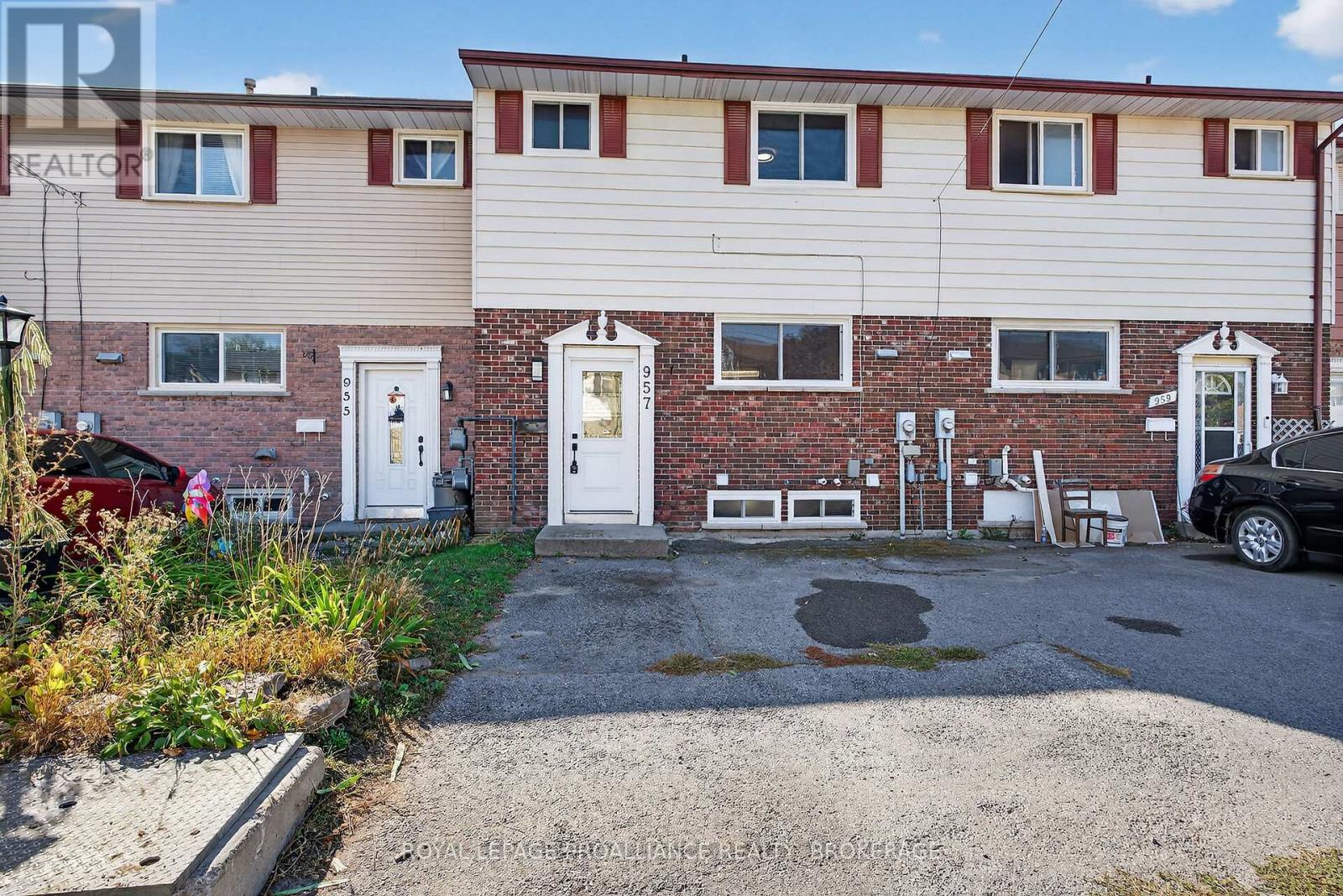 957 OAKVIEW AVENUE - Image 4