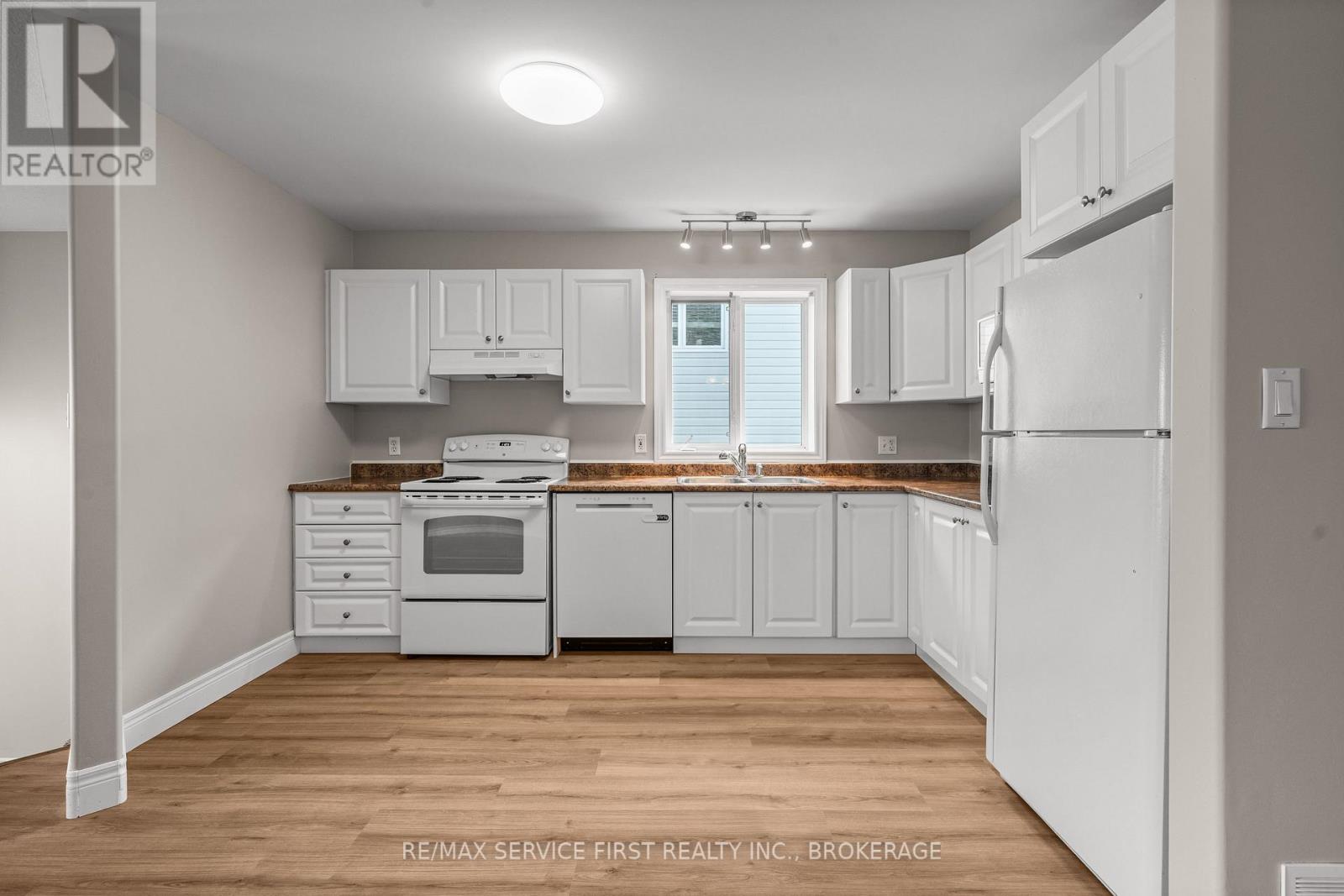 122 BRICELAND STREET - 16