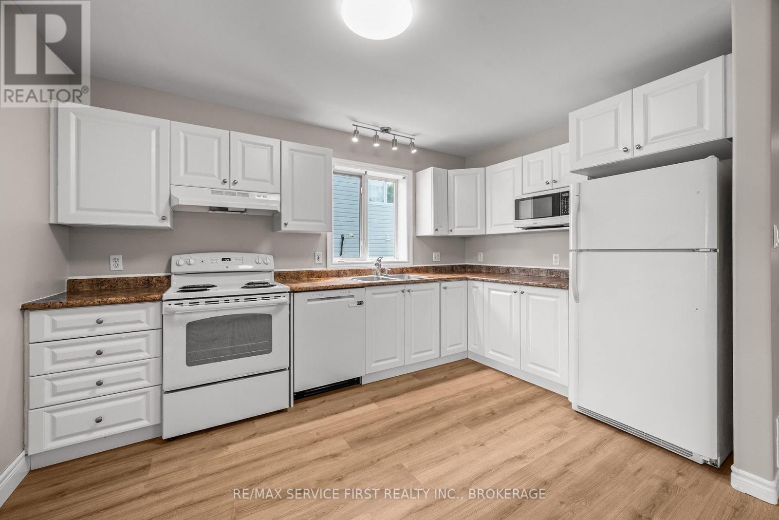 122 BRICELAND STREET - 17