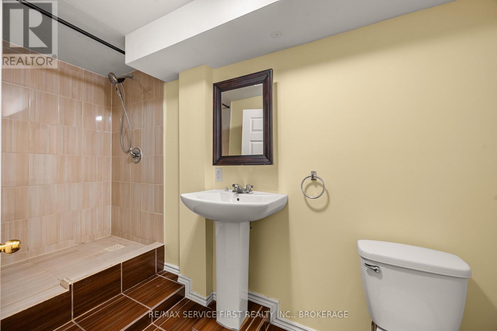 122 BRICELAND STREET - 30