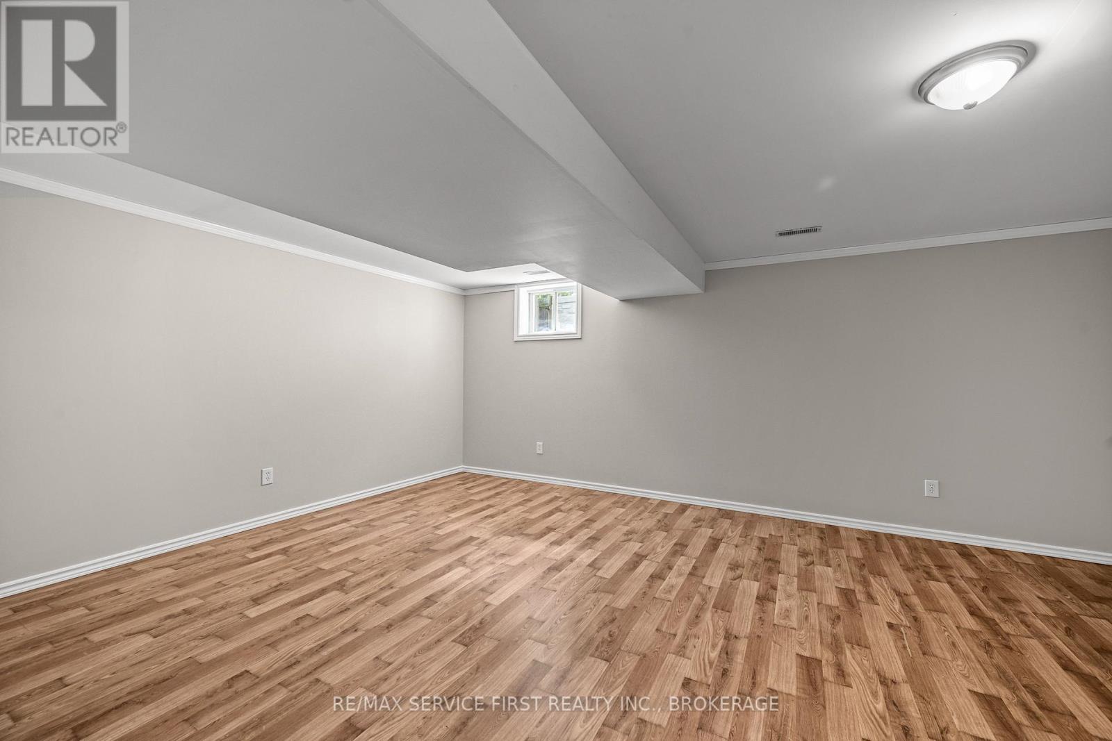 122 BRICELAND STREET - 34