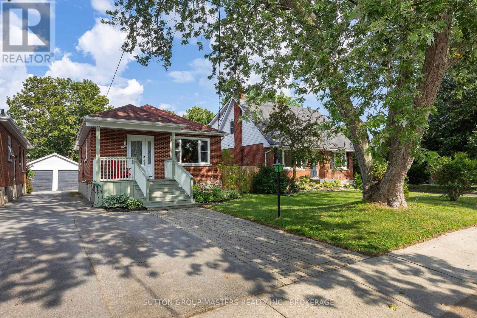 443 COLLEGE STREET - 3